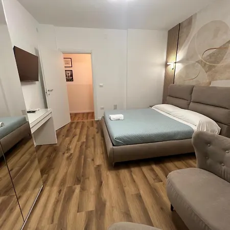 Гостевой дом Amo Venice 3*